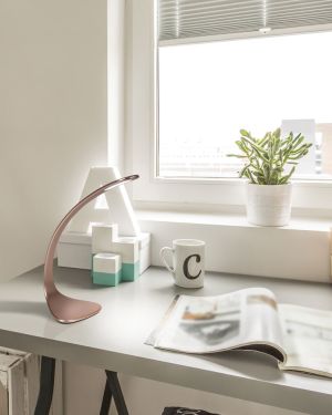 Lampara de Mesa – Kohen Iluminacion