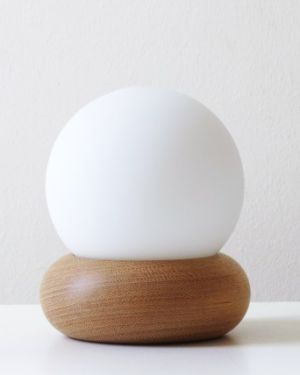 Lampara de Mesa – Kohen Iluminacion