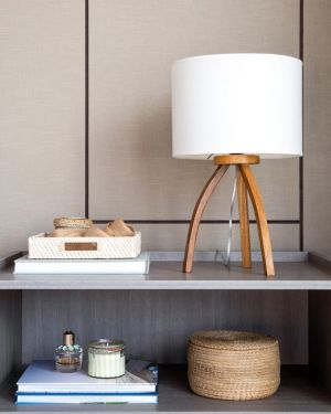 Lampara de Mesa – Kohen Iluminacion