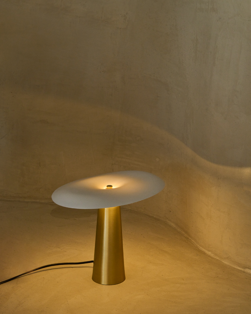 Lámpara de Mesa Alba Mesa · Kohen Iluminación