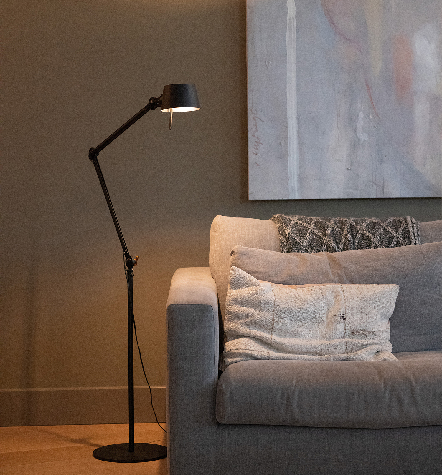 Lámpara de Pie Bolt Floor 2Arm Sidefit TONONE · Kohen Iluminación