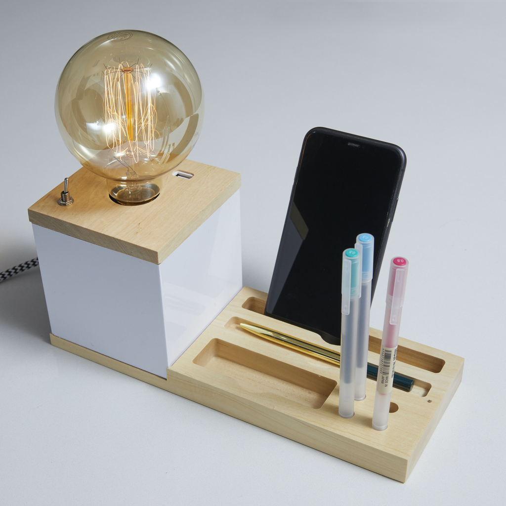Accesorio Lampára FOCO base escritorio · Kohen Iluminación
