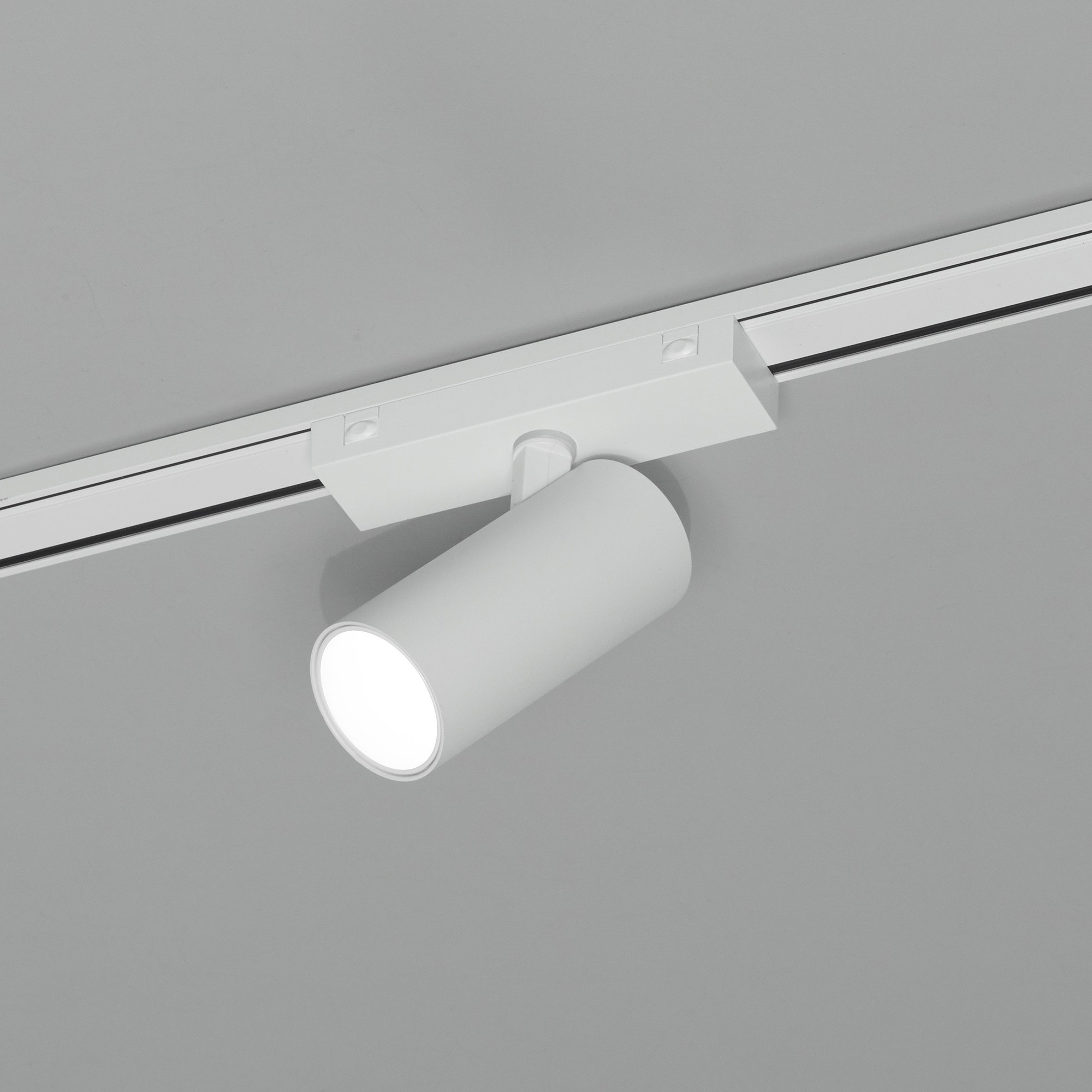 Cabezal Riel Magnético Slim 12W LED · Kohen Iluminación