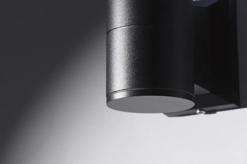 Aplique LED 35W 65 x 113 x 120 mm · Kohen Iluminación