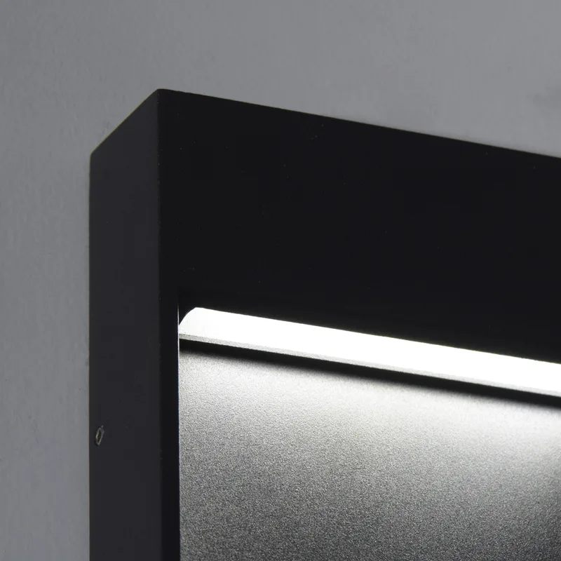 Aplique LED 6W 115 x 32 x 115 mm · Kohen Iluminación